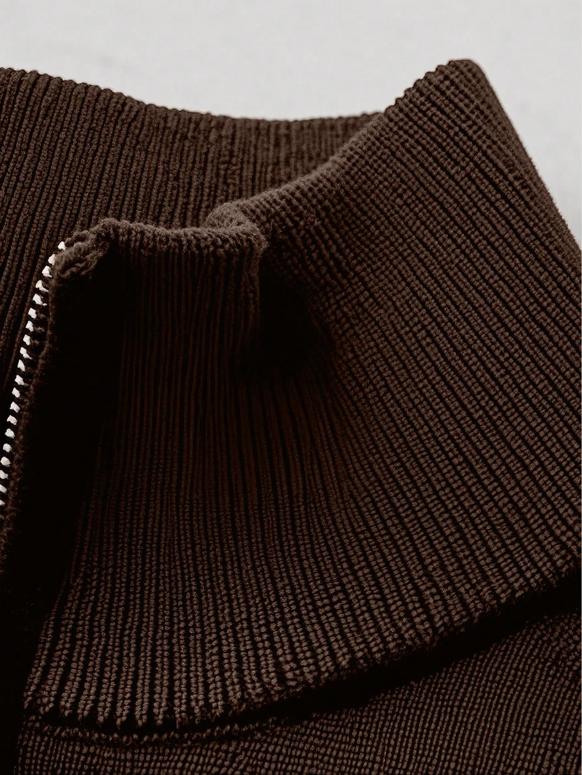Men's Half-Zip Knitted Jumper with Stand Collar in Brown