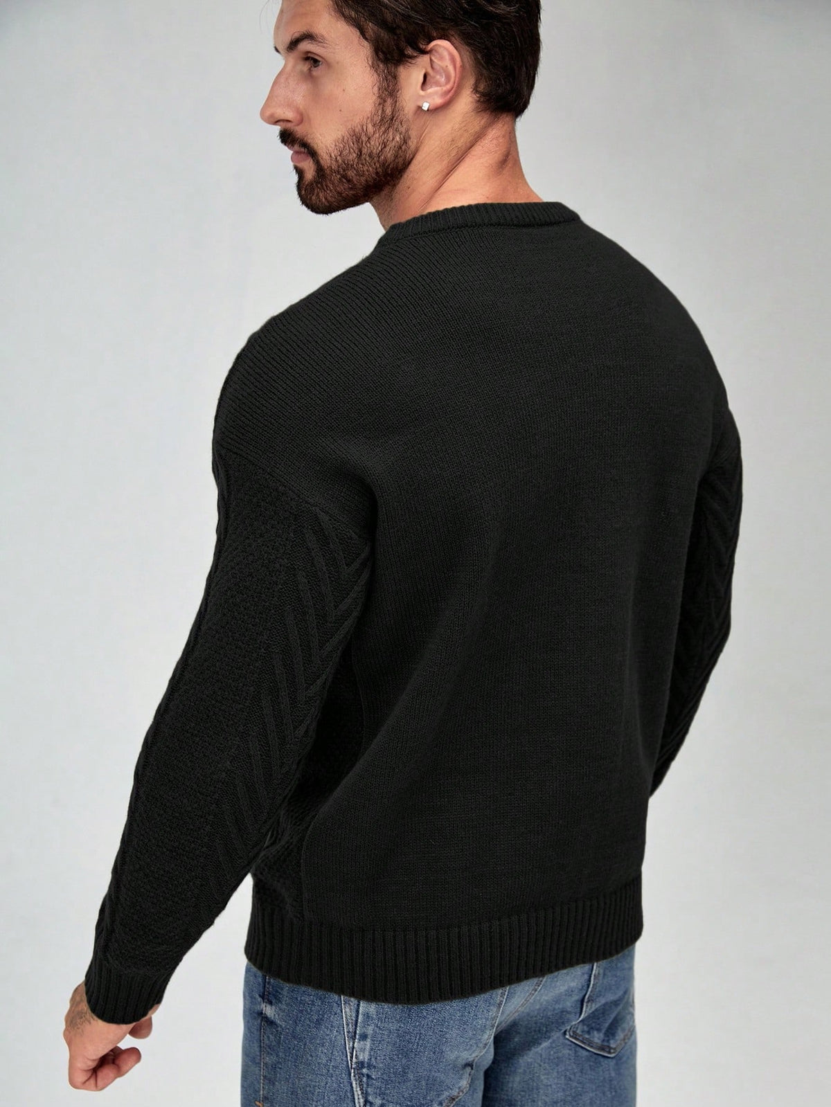 Men's Cable-Knit Crew Neck Jumper in Black