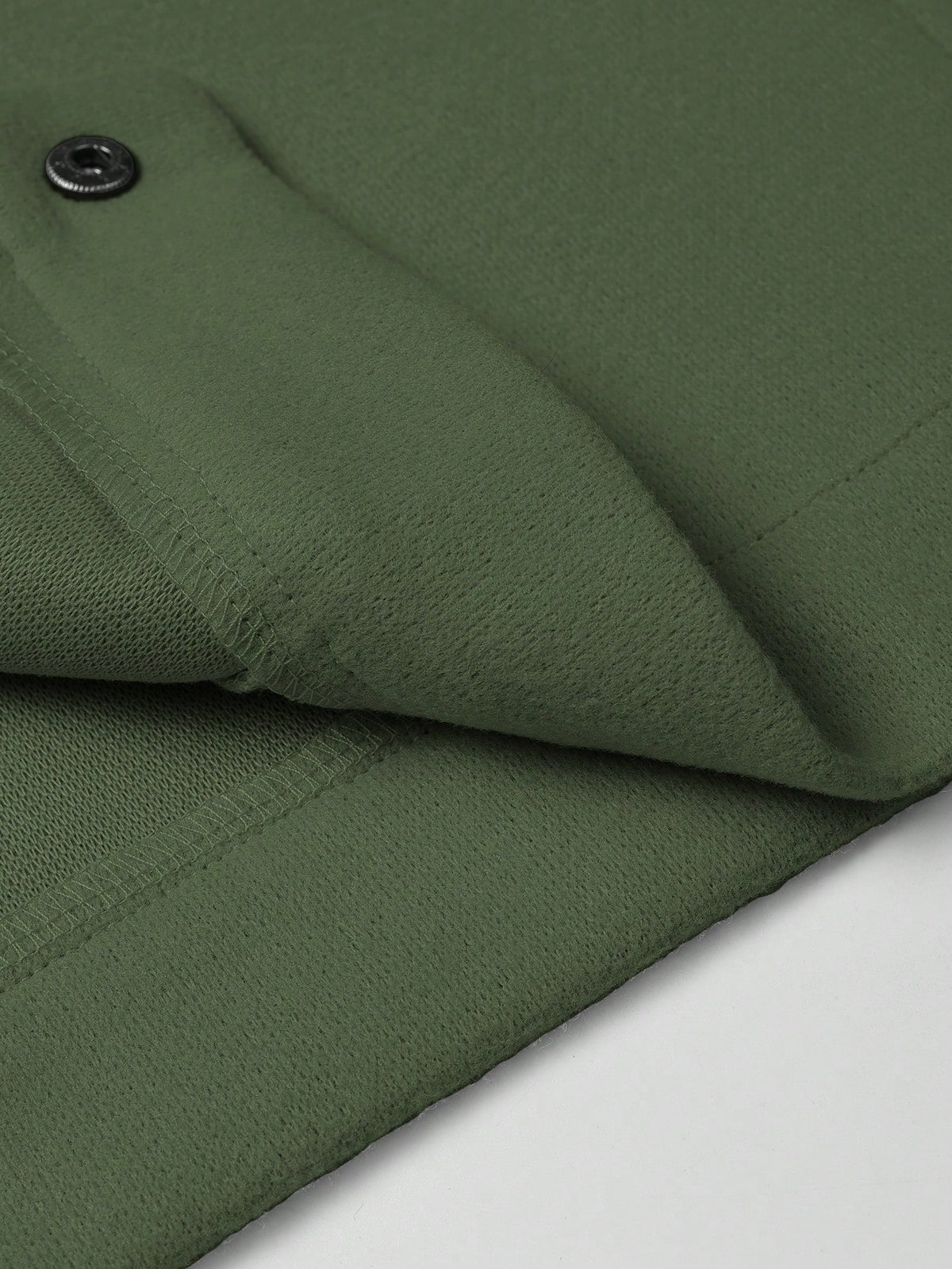 Men's Button-Front Overshirt Jacket with Flap Chest Pockets in Army Green