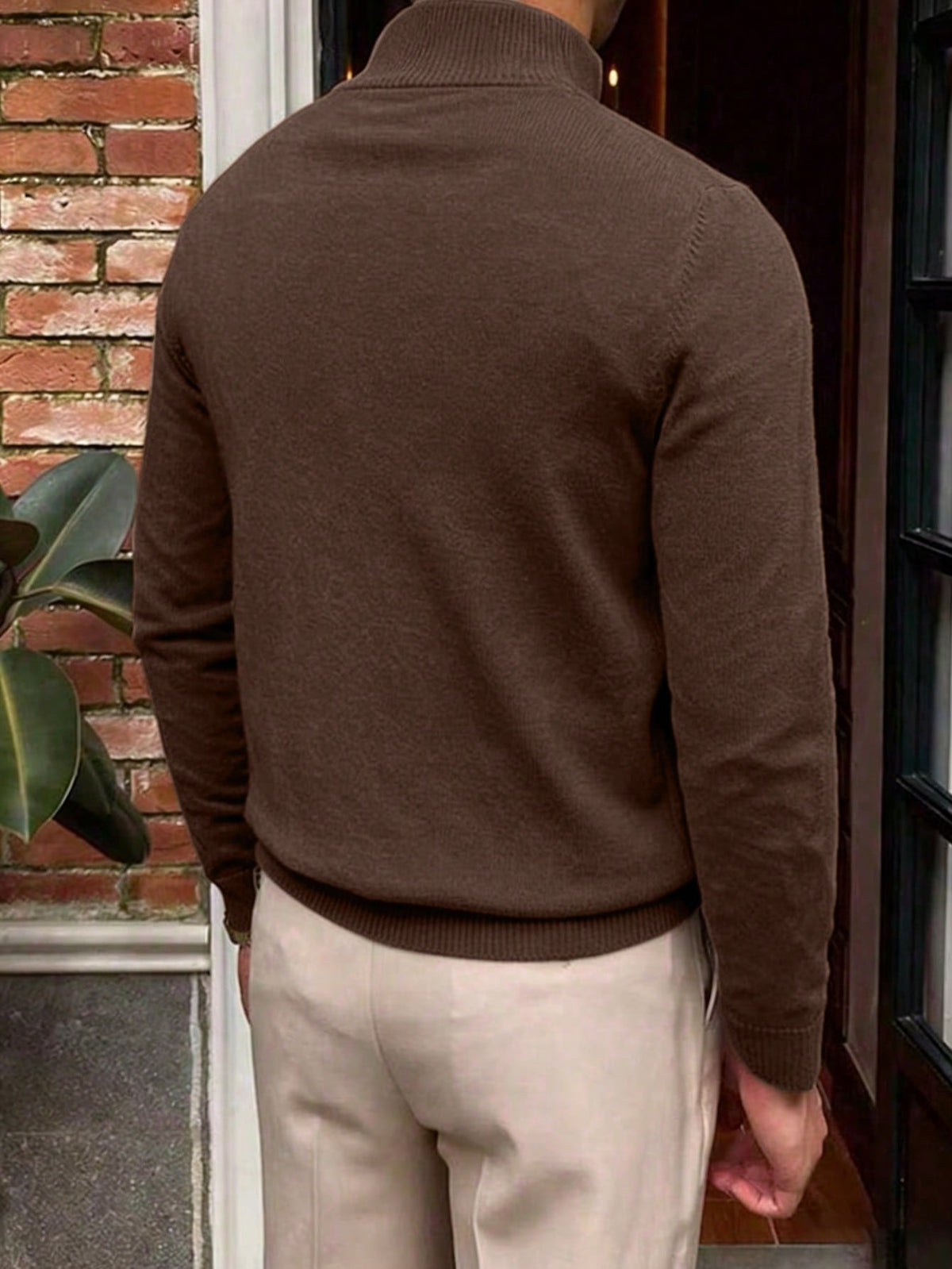 Men's Half-Zip Knitted Jumper with Stand Collar in Brown